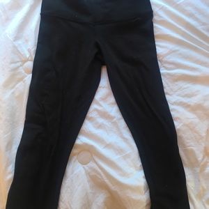 lululemon black cropped leggings